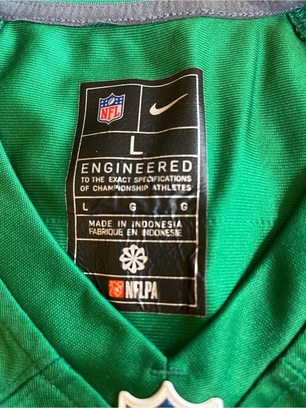 Nike NFL #26 Green Football Jersey - Picture 2 of 3
